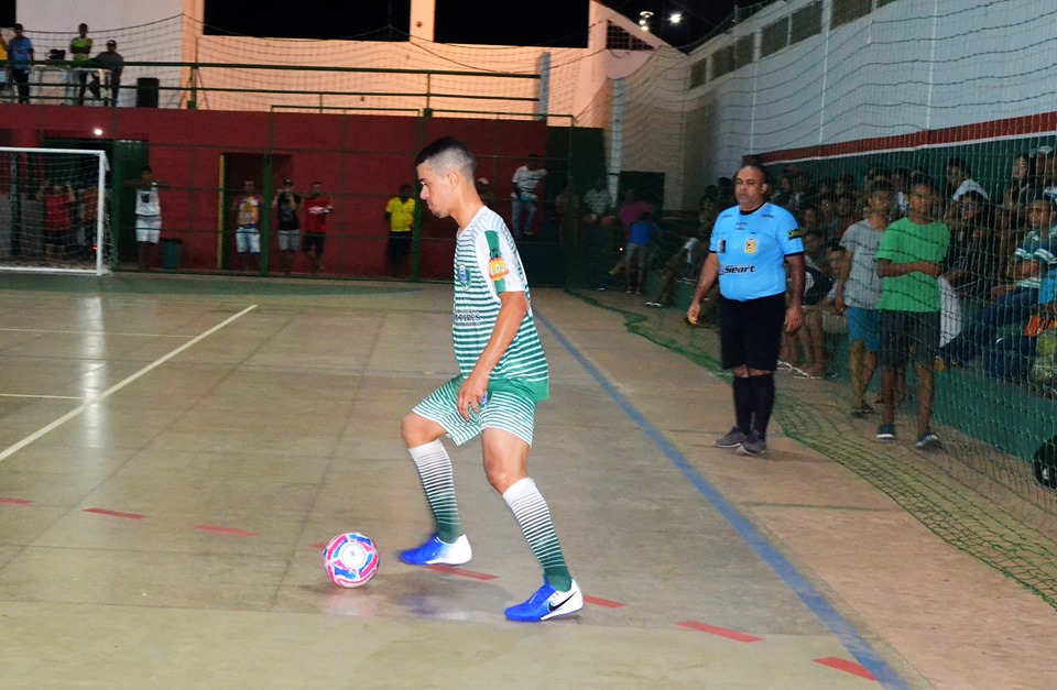 Prefeito Genival Bezerra prestigia a classificação da seleção municipal de futsal - Imagem 28
