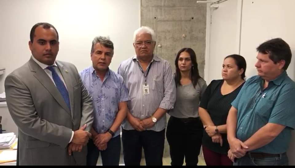 Prefeito João Luiz lidera comitiva em reunião na Agespisa em Teresina 