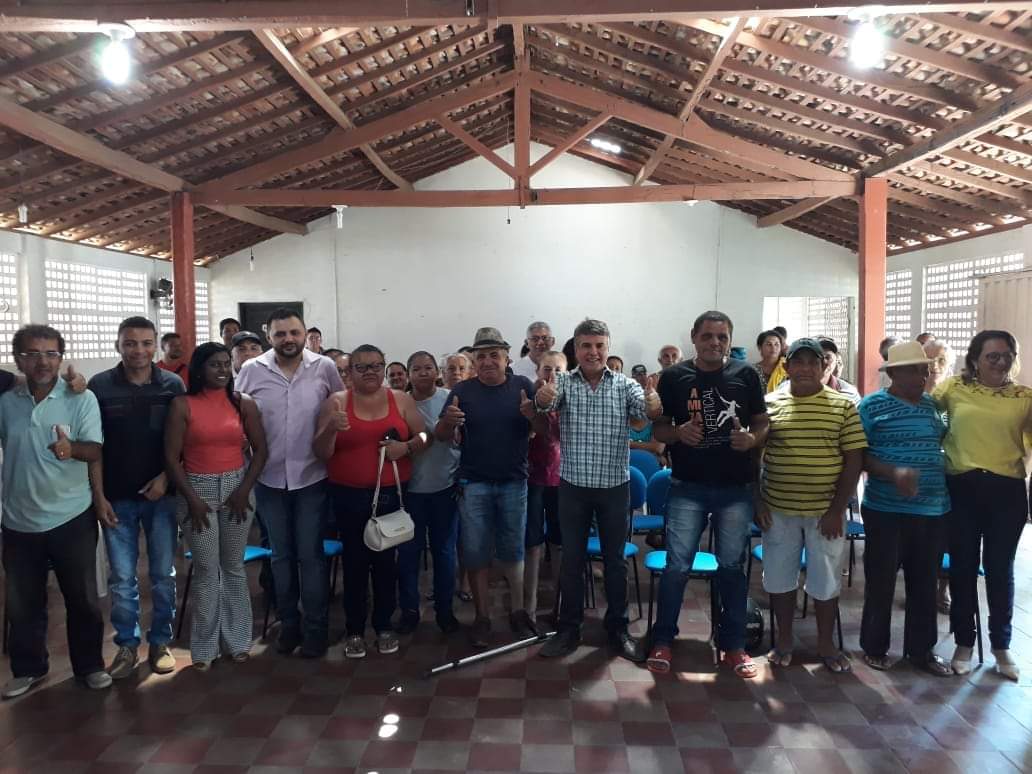 Prefeito faz entrega de próteses dentárias e afirma seu compromisso de continuar este trabalho de alto estima  - Imagem 2