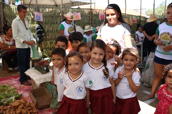 Município de N. S. dos Remédios realiza II Feira da Agricultura Familiar  - Imagem 5