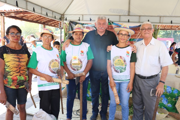 Município de N. S. dos Remédios realiza II Feira da Agricultura Familiar  - Imagem 48