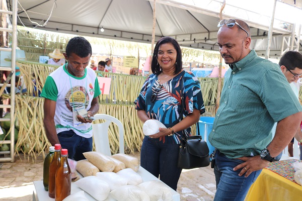 Município de N. S. dos Remédios realiza II Feira da Agricultura Familiar  - Imagem 11