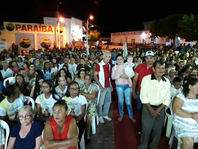 Dom Expedito Lopes realiza Celebração Histórica para receber o Padre Cláudio - Imagem 37