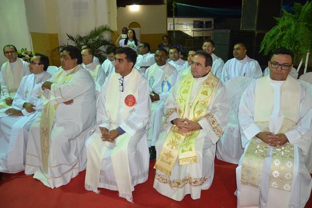 Dom Expedito Lopes realiza Celebração Histórica para receber o Padre Cláudio - Imagem 75