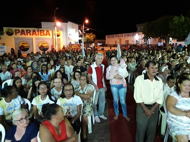 Dom Expedito Lopes realiza Celebração Histórica para receber o Padre Cláudio - Imagem 38