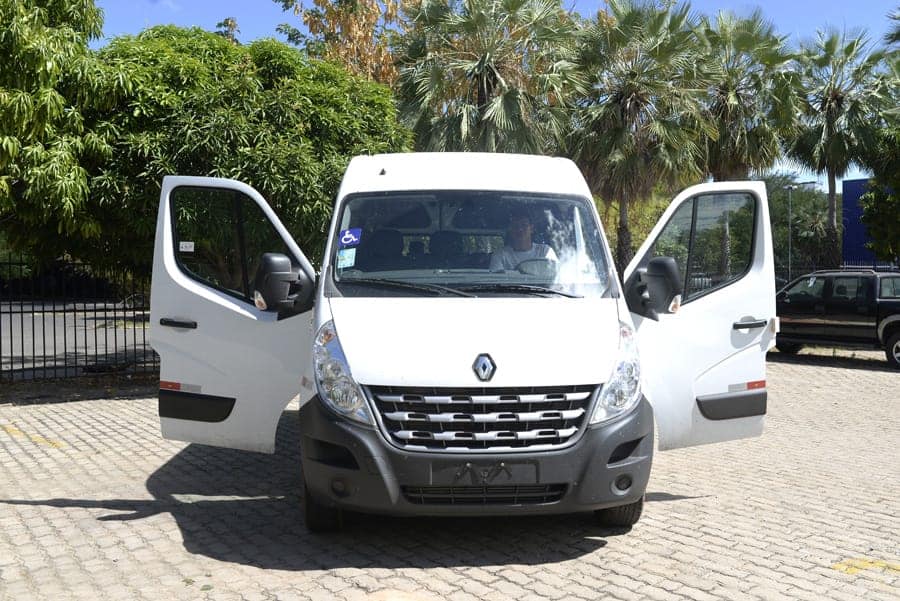 Prefeitura amplia frota de veículos que servem  a população - Imagem 2