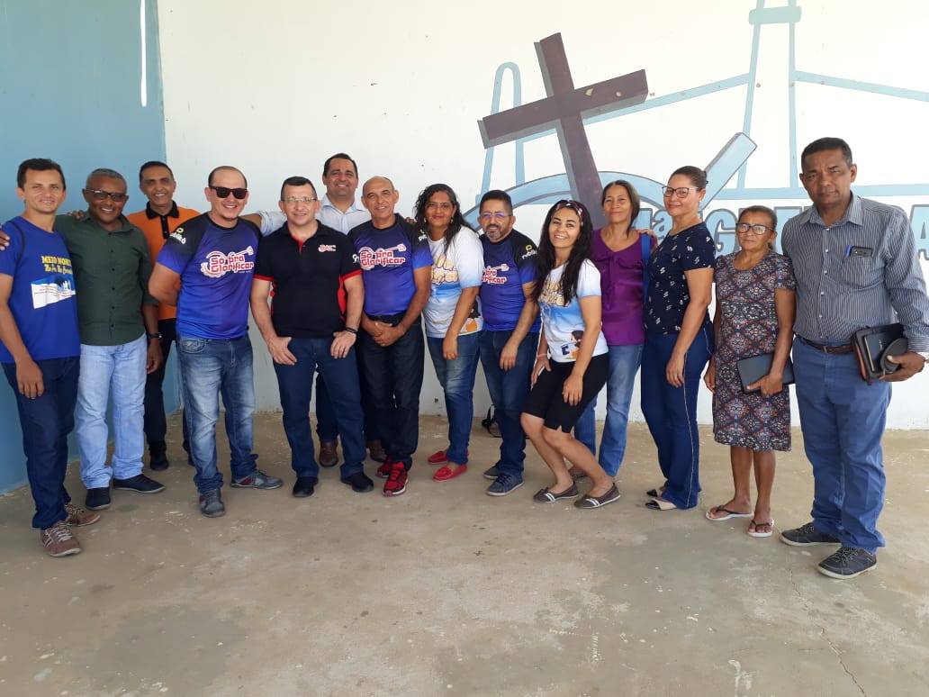 Noite de louvores encerra mês da Juventude Batista em Santo Inácio