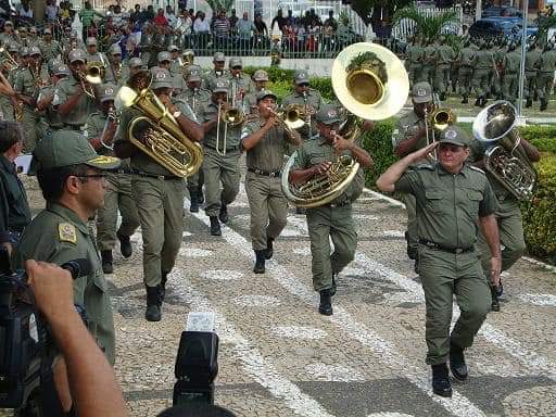 Secretaria de Educação traz para Desfile Cívico quinta feira, um show das bandas de música - Imagem 5