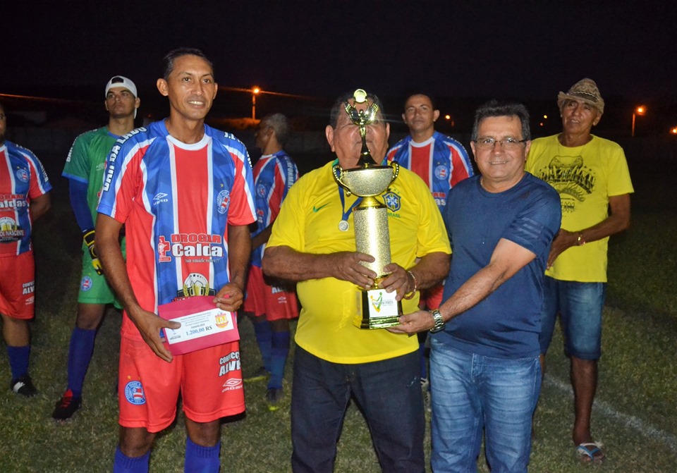 B. São José vence nos pênaltis e se consagra tricampeão do torneio de veteranos - Imagem 1