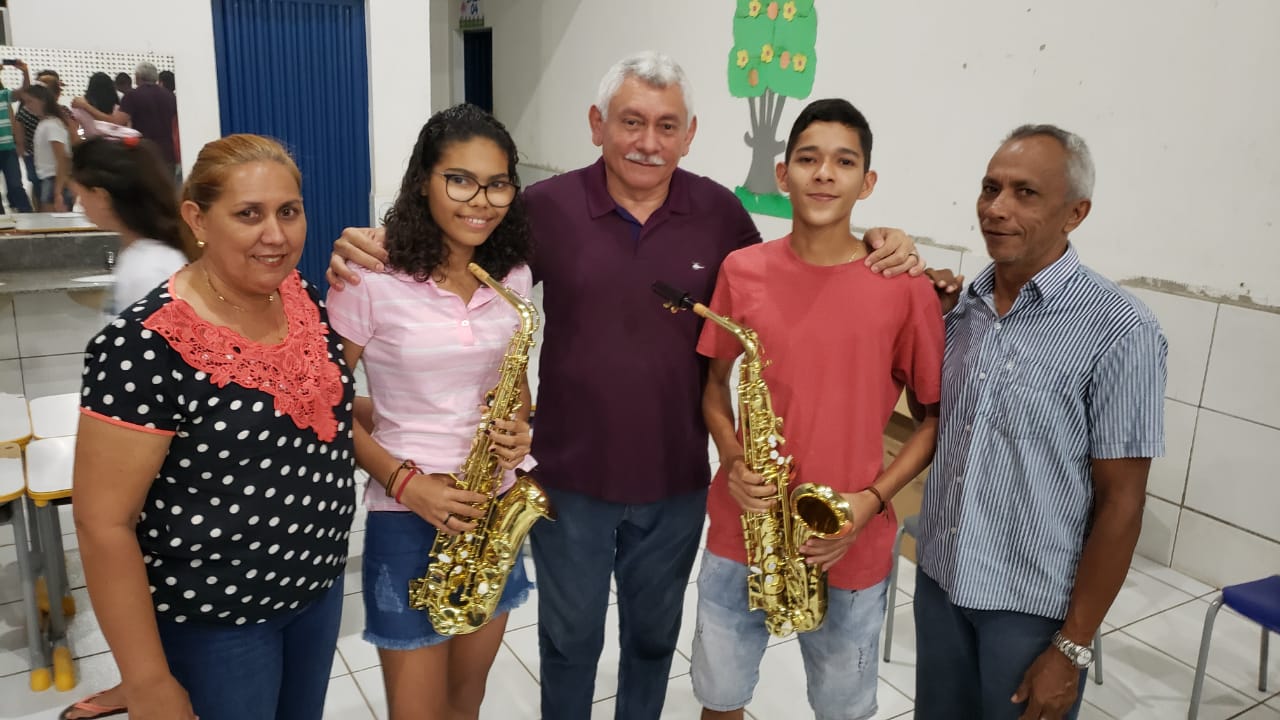 Prefeito de N. S. dos Remédios implanta nova Banda de Música no município - Imagem 2