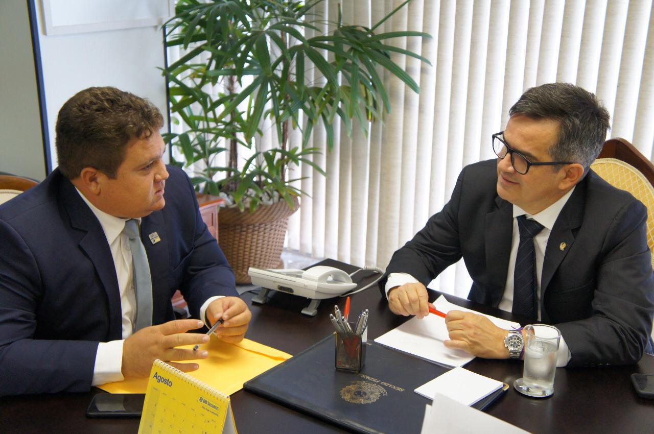 Prefeito Tairo busca recursos em Brasília para o município de Santo Inácio - Imagem 2