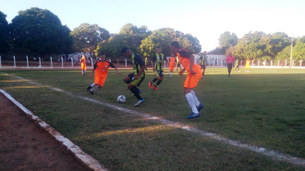 Seleção de Barro Duro vence na abertura da Copa Sertão de Futebol - Imagem 8