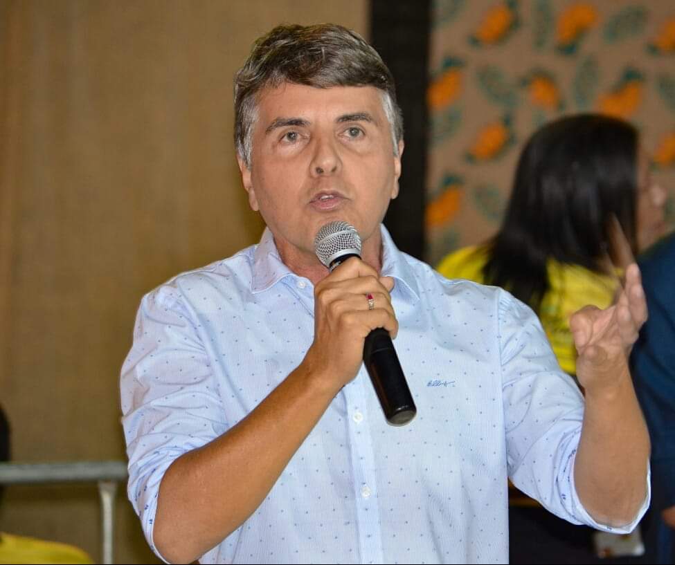 Prefeito Decreta luto oficial e determina suspensão das aulas  - Imagem 1