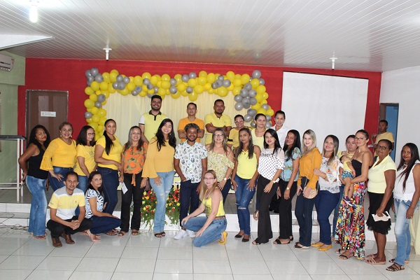 Servidores da saúde participam de palestra sobre o setembro amarelo 