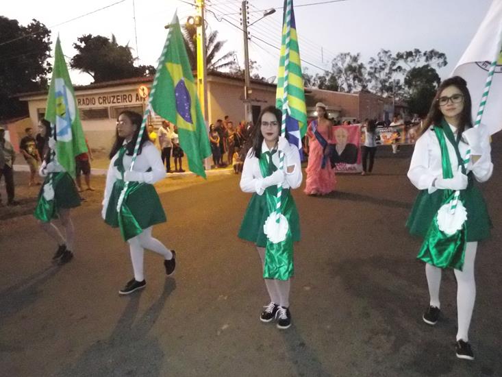 Cinema é tema de desfile cívico de 7 de setembro em Pedro II - Imagem 173