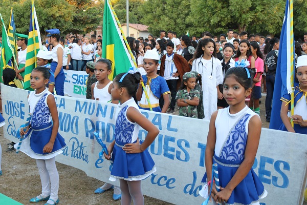 Escolas da zona rural participaram do desfile cívico de 7 de setembro - Imagem 25