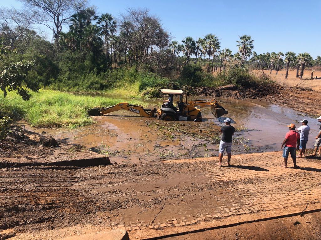 Espaço para banho no rio Canindé é limpo pela prefeitura - Imagem 6