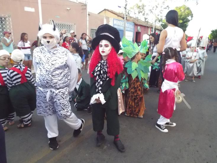 Cinema é tema de desfile cívico de 7 de setembro em Pedro II - Imagem 4