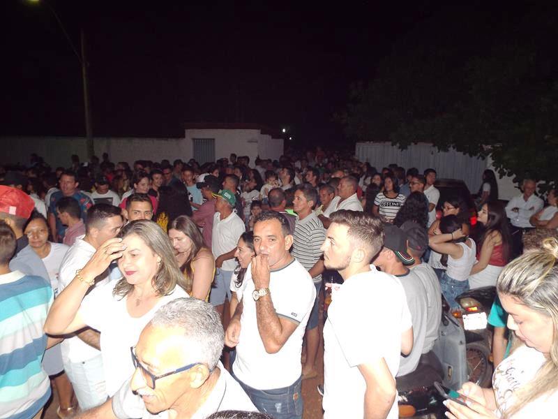 Milton Brandão: Réveillon no Kabana Resende marca a entrada do ano novo em clima de festa e confraternização  - Imagem 125