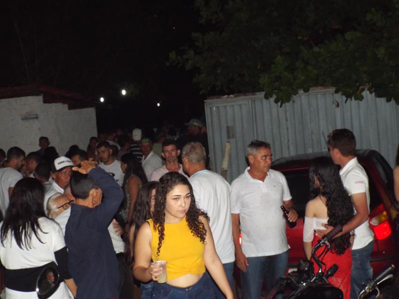 Milton Brandão: Réveillon no Kabana Resende marca a entrada do ano novo em clima de festa e confraternização  - Imagem 220