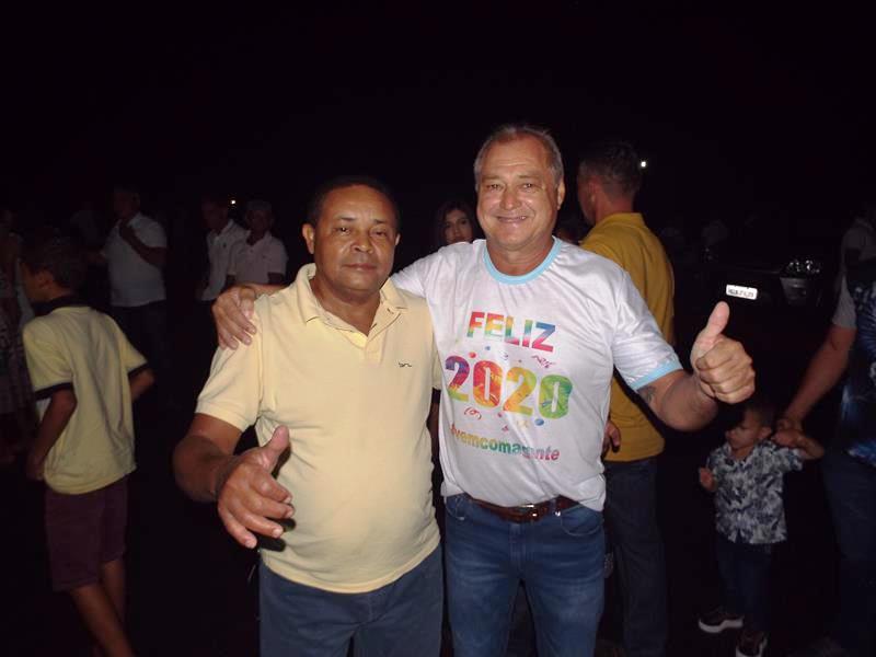 Milton Brandão: Réveillon no Kabana Resende marca a entrada do ano novo em clima de festa e confraternização  - Imagem 34