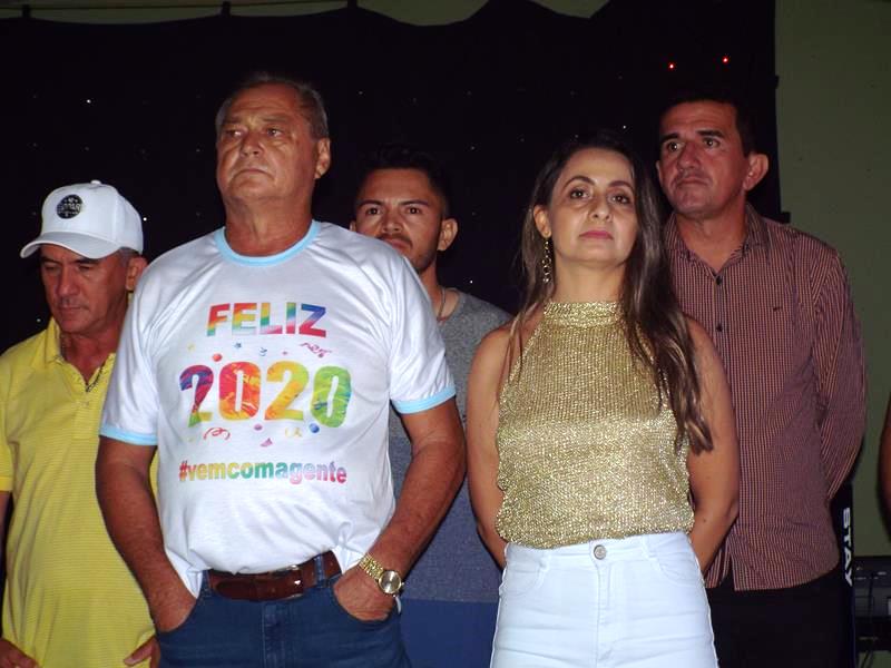 Milton Brandão: Réveillon no Kabana Resende marca a entrada do ano novo em clima de festa e confraternização  - Imagem 102