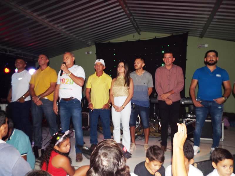 Milton Brandão: Réveillon no Kabana Resende marca a entrada do ano novo em clima de festa e confraternização  - Imagem 109