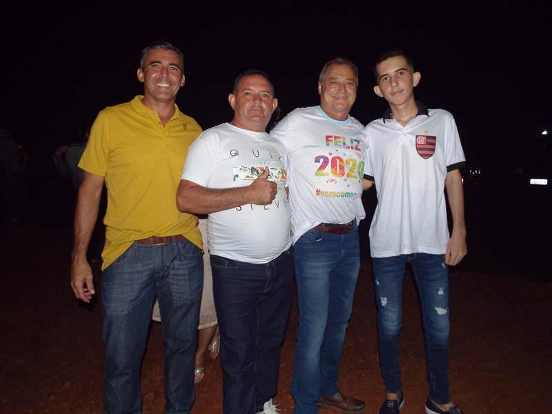 Milton Brandão: Réveillon no Kabana Resende marca a entrada do ano novo em clima de festa e confraternização  - Imagem 17