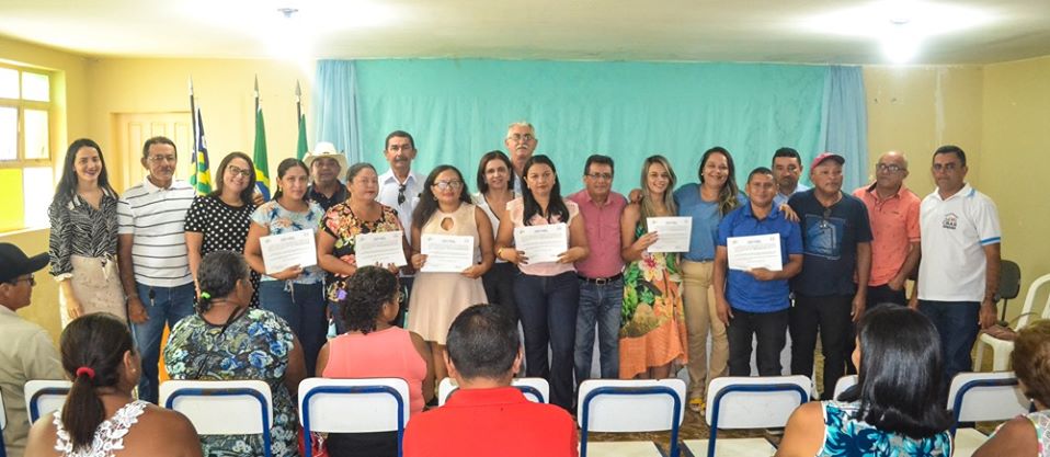 Prefeito Genival Bezerra empossa novos conselheiros tutelares - Imagem 1