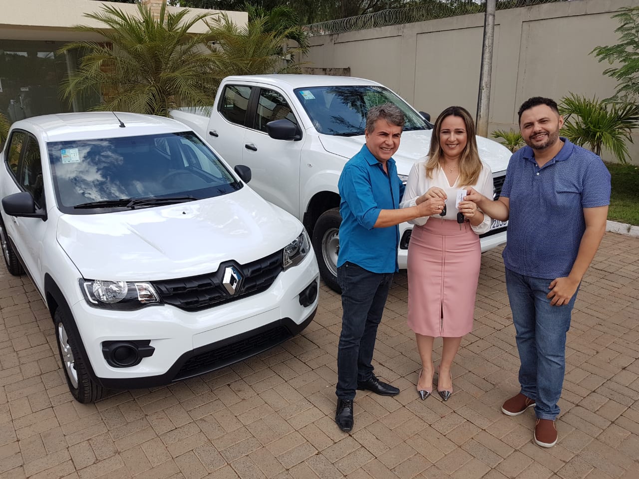 Prefeito João Luiz reforça frota de novos veículos a serviço da população de Monsenhor Gil - Imagem 1