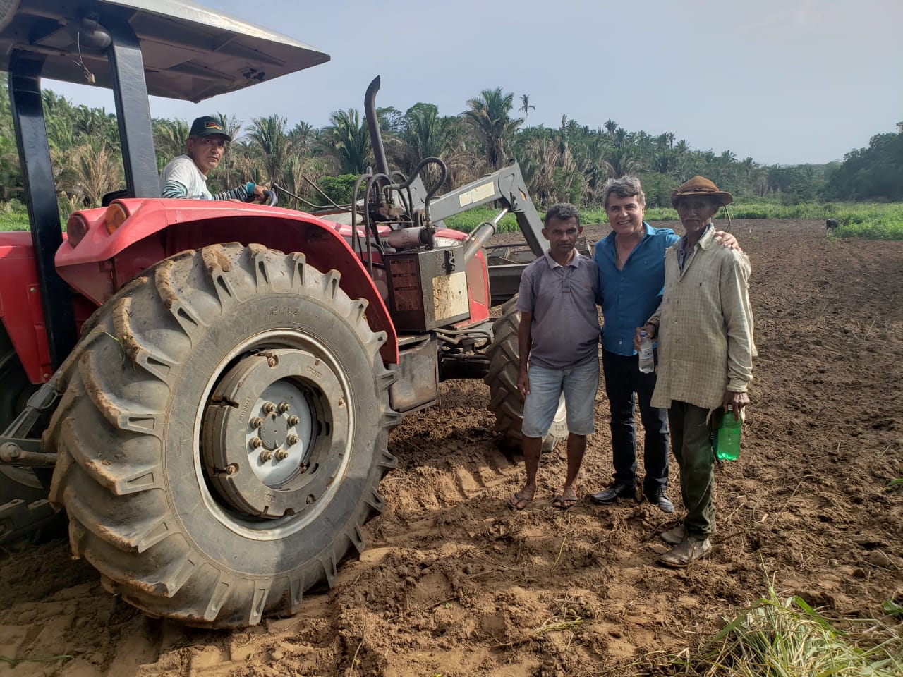 Prefeito intensifica ações na região do Bom Lugar, Brejo e Canafistula - Imagem 7