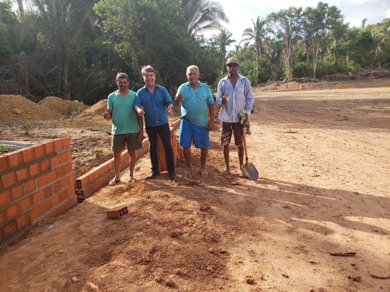 Prefeito intensifica ações na região do Bom Lugar, Brejo e Canafistula - Imagem 8