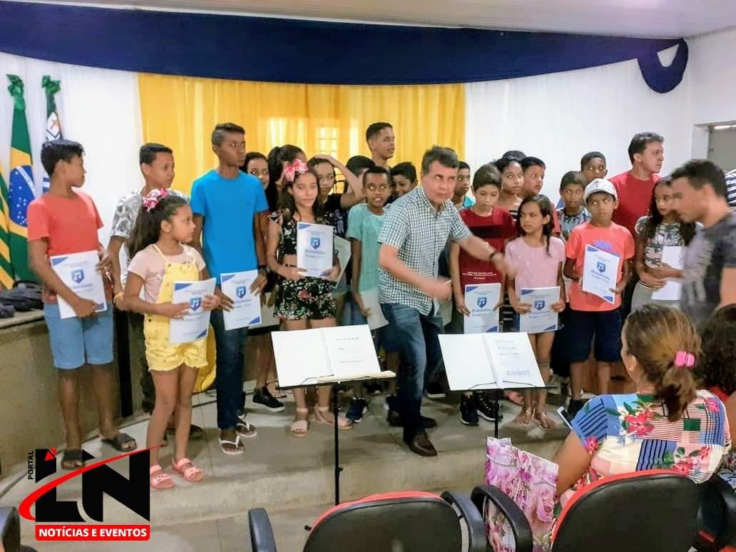 Prefeito João Luiz dá Início regaste da Banda de Música do município - Imagem 8