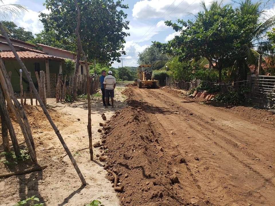 Prefeito instala prefeitura em comunidade da zona rural de Monsenhor Gil - Imagem 11