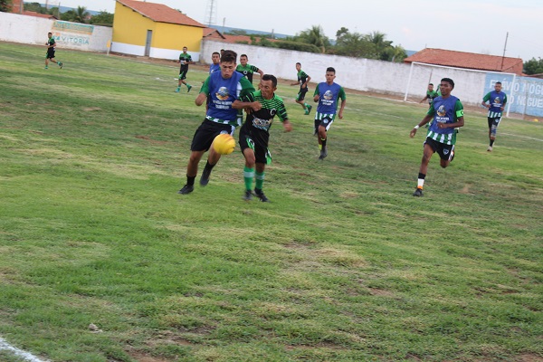 SESI vence o 100% Piauí na primeira rodada do campeonato municipal de futebol de Santo Inácio   - Imagem 12