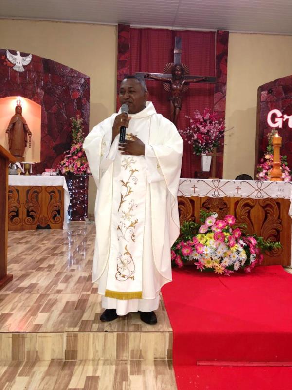 PADRE JOSÉ DINO SE DESPEDE DA PARÓQUIA DE REDENÇÃO DO GURGUÉIA  - Imagem 7