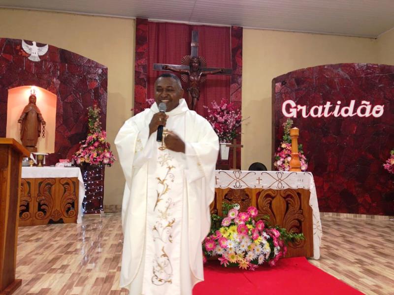 PADRE JOSÉ DINO SE DESPEDE DA PARÓQUIA DE REDENÇÃO DO GURGUÉIA  - Imagem 5