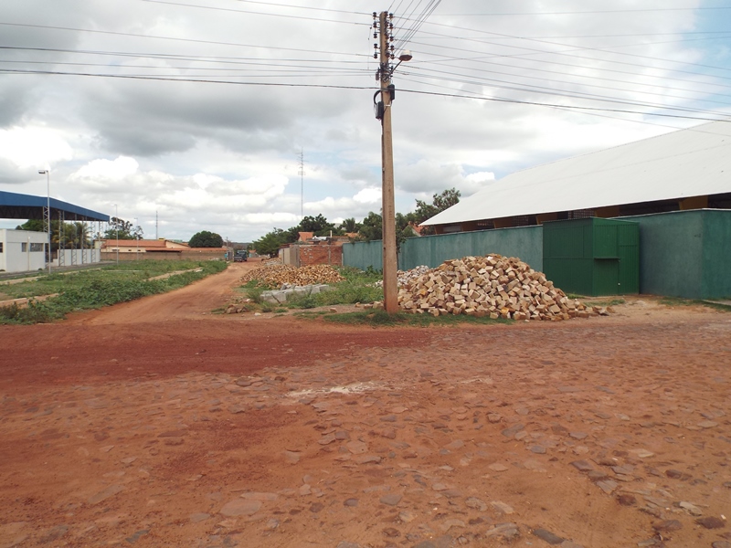Município beneficiará diversas ruas com calçamento - Imagem 7