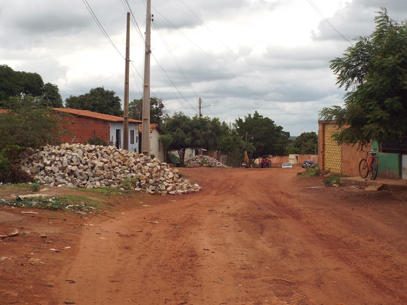 Município beneficiará diversas ruas com calçamento - Imagem 11