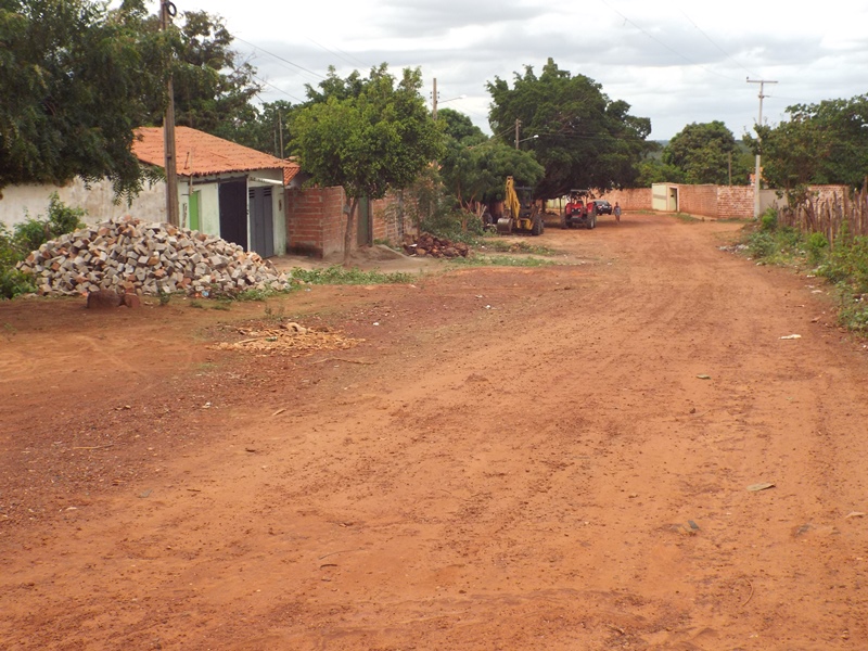 Município beneficiará diversas ruas com calçamento - Imagem 12