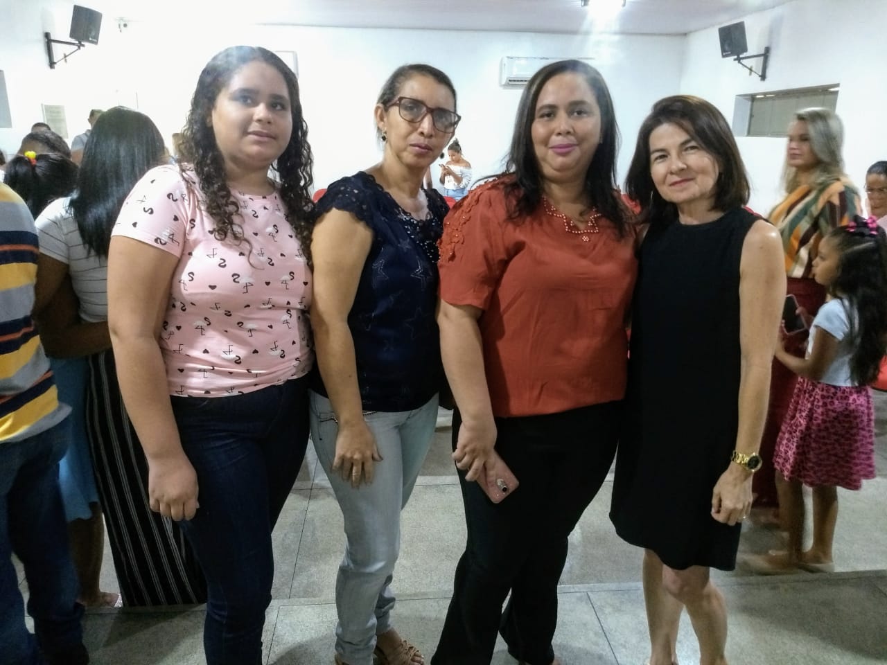 Empossados novos conselheiros tutelar de Monsenhor Gil com a presença de familiares e lideranças políticas - Imagem 17