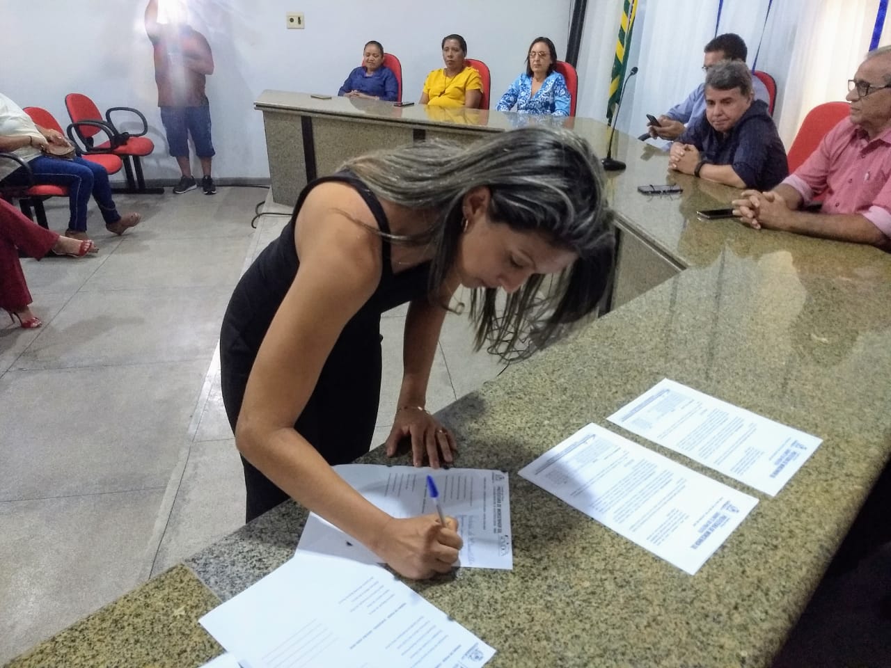 Empossados novos conselheiros tutelar de Monsenhor Gil com a presença de familiares e lideranças políticas - Imagem 6