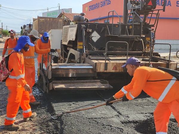 Nossa Sra. dos Remédios ganha pavimentação asfáltica  - Imagem 6