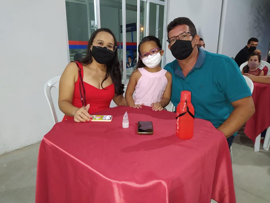 Sistema Objetivo de Ensino de Pedro II encerra ano letivo com festa e lançamento de Ebook - Imagem 26