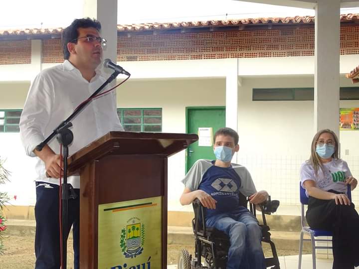 Governador Wellington Dias e equipe do governo visitam Jatobá do Piauí e entregam obras relevantes no município. - Imagem 7