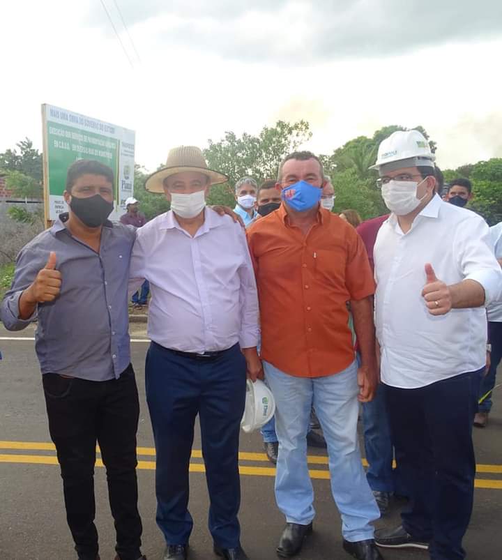 Governador Wellington Dias e equipe do governo visitam Jatobá do Piauí e entregam obras relevantes no município. - Imagem 2