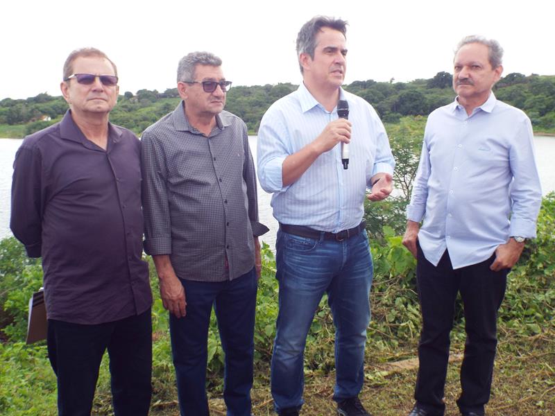 Assinada ordem de serviço para revitalização do Açude Joana, em Pedro II - Imagem 51