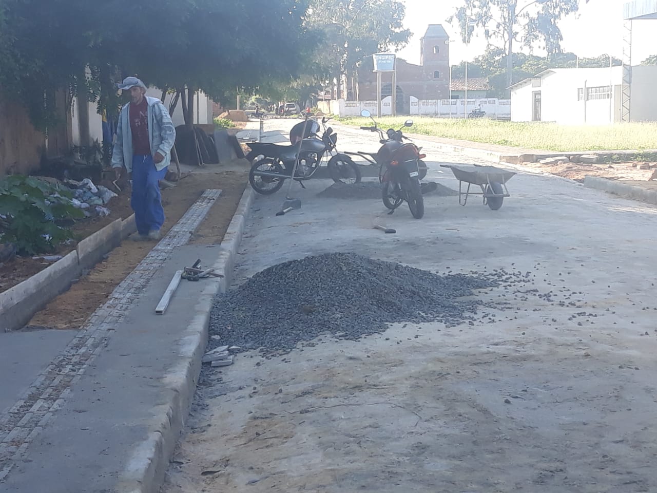 Município intensifica trabalho de recuperação dos calçamentos danificados com as chuvas  - Imagem 11