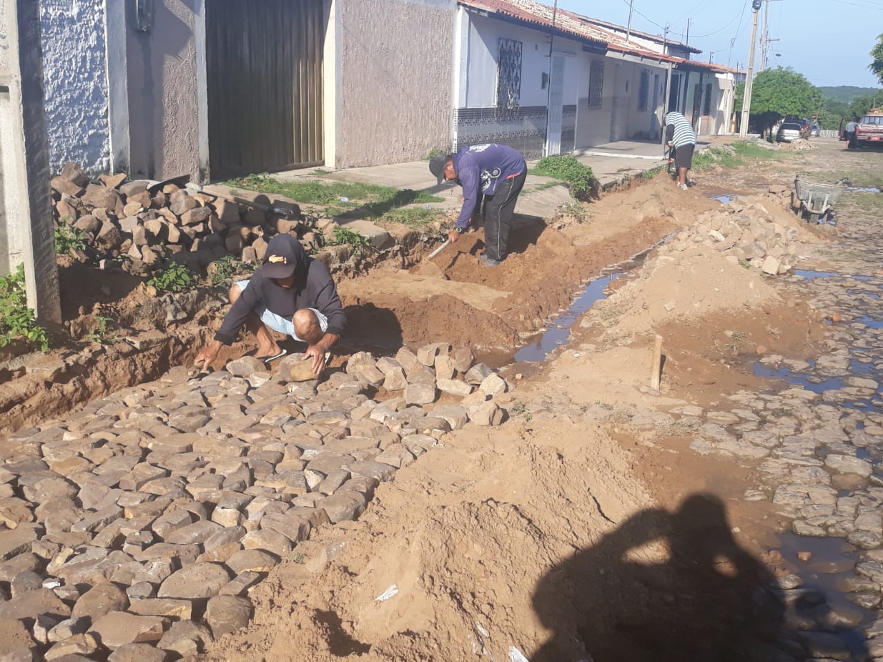Município intensifica trabalho de recuperação dos calçamentos danificados com as chuvas  - Imagem 18