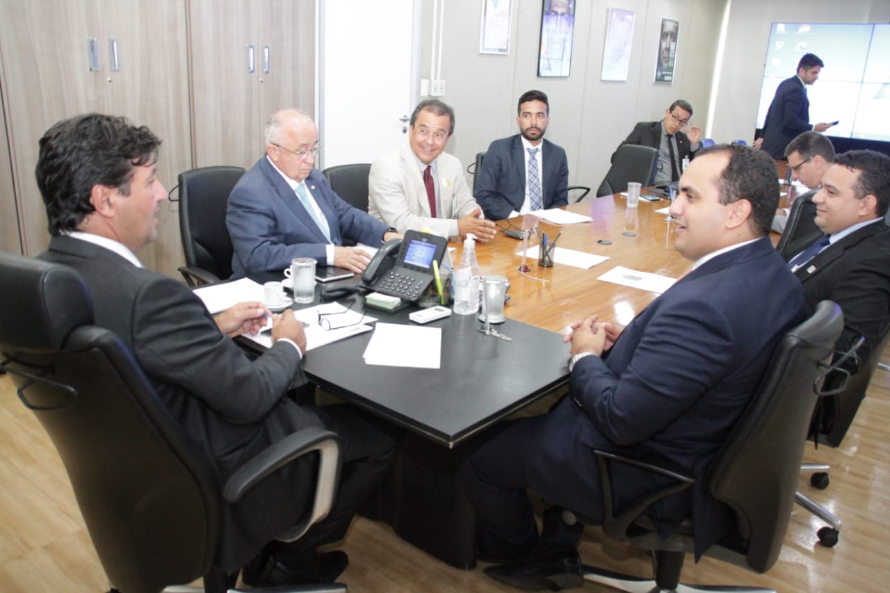 Ministro da Saúde garante recursos para Água Branca até o final de fevereiro - Imagem 1